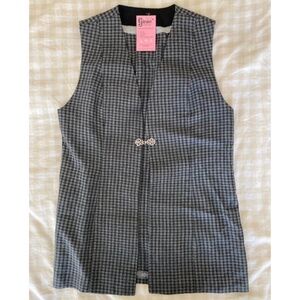 Vintage sleeveless vest-top
